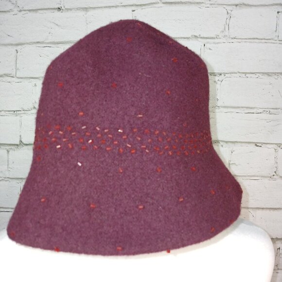 VINTAGE NINE WEST WOOL BLEND BUCKET HAT, FUSCHIA COLOR WITH BEADED DETAIL - Picture 1 of 6
